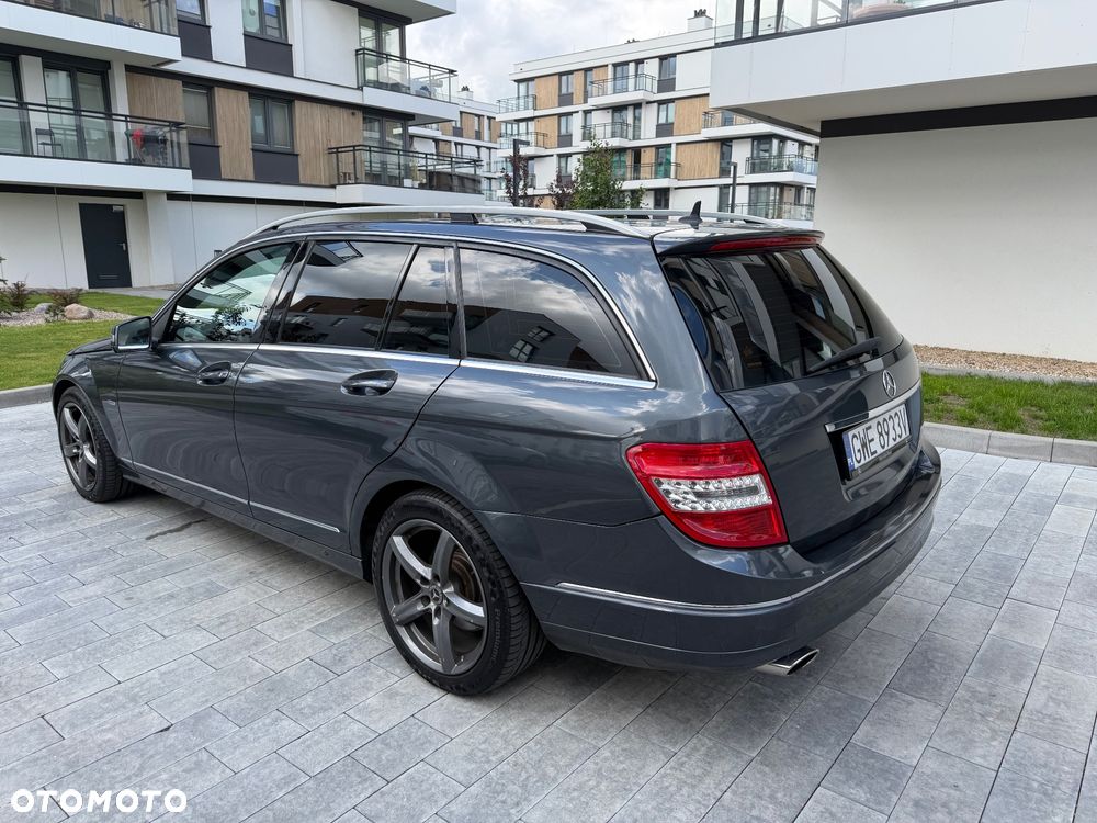 Mercedes-Benz Klasa C 200 CGI Automatik BlueEFFICIENCY Avantgarde - 7