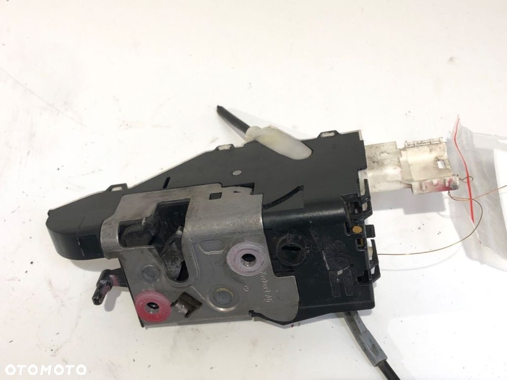 ZAMEK DRZWI LEWY PRZÓD  CITROEN C4 coupe (LA_) 2004 - 2013 1.6 HDi 66 kW [90 KM] olej napędowy - 2