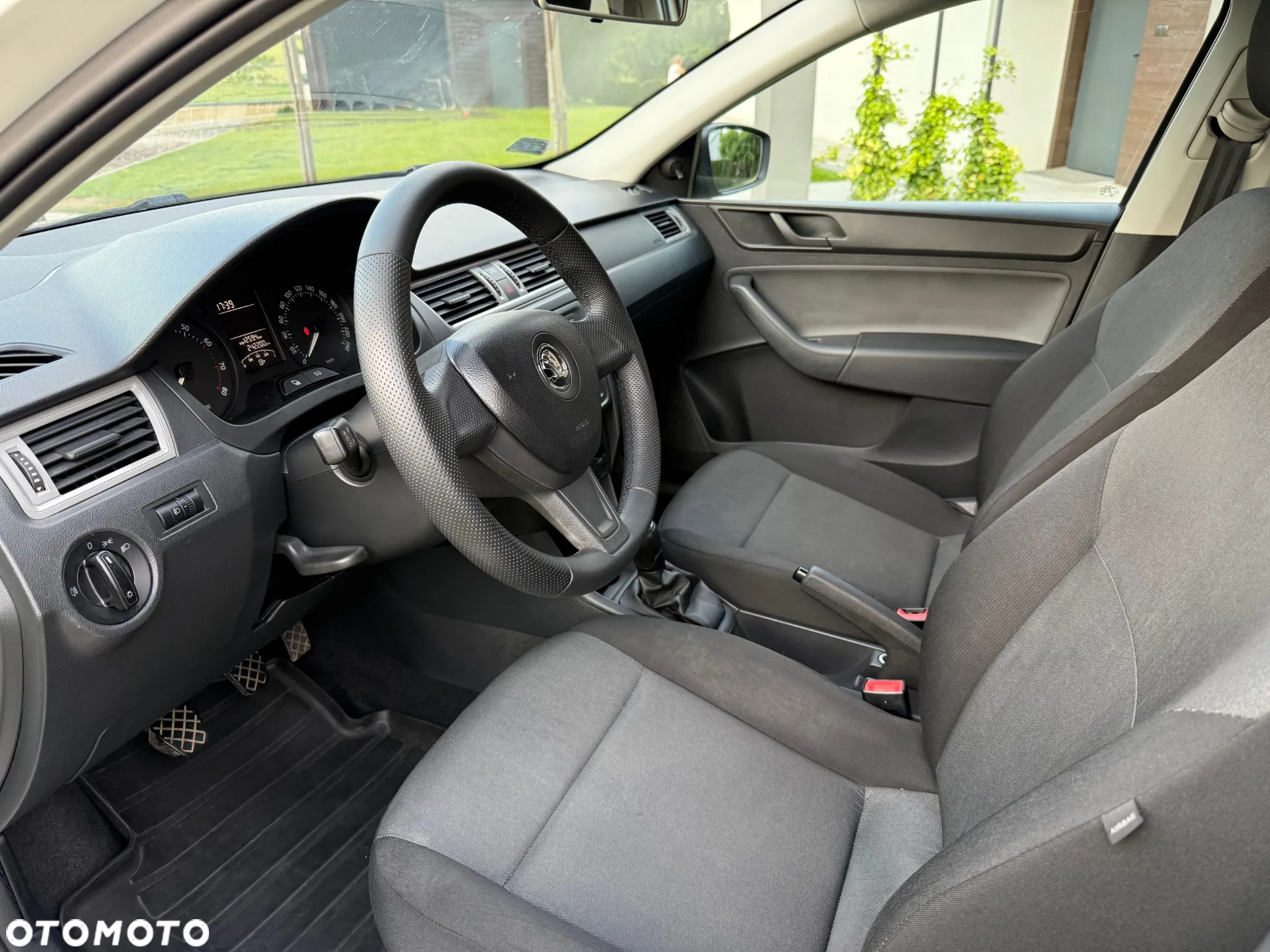 Skoda RAPID 1.2 TSI Active - 6