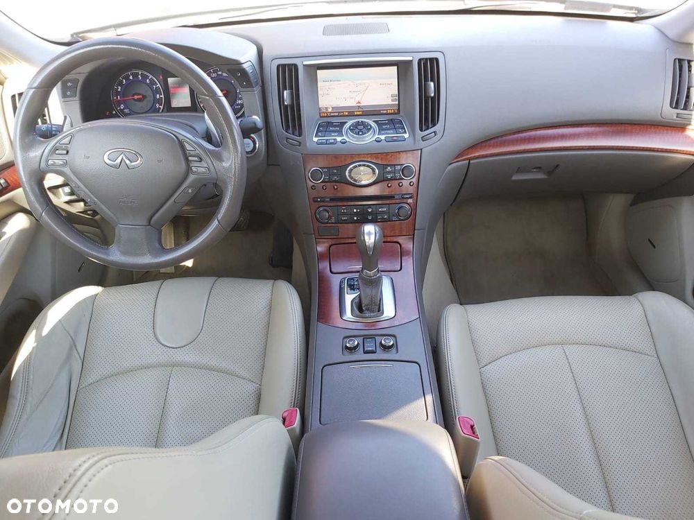 Infiniti G - 5