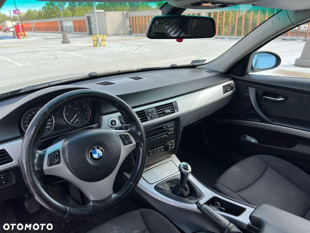BMW Seria 3 - 11