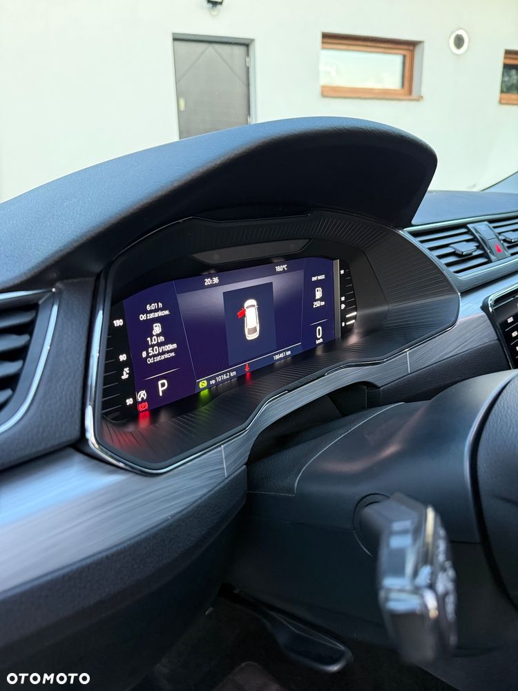 Skoda Superb 2.0 TDI SCR Ambition DSG - 23