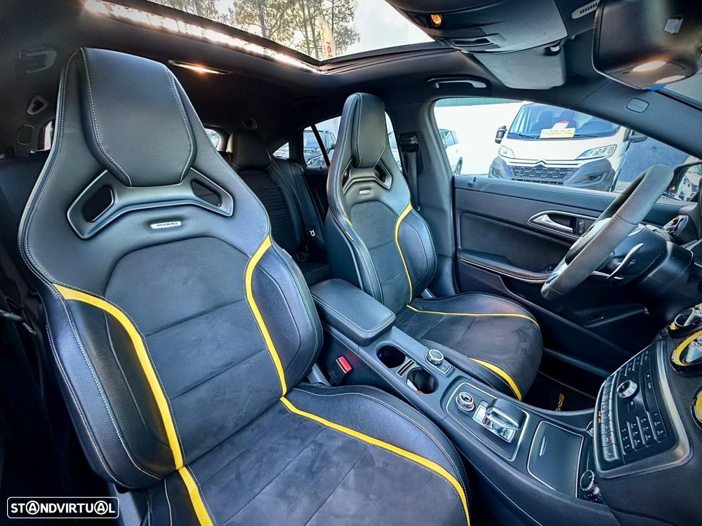 Mercedes-Benz CLA 45 AMG - 12