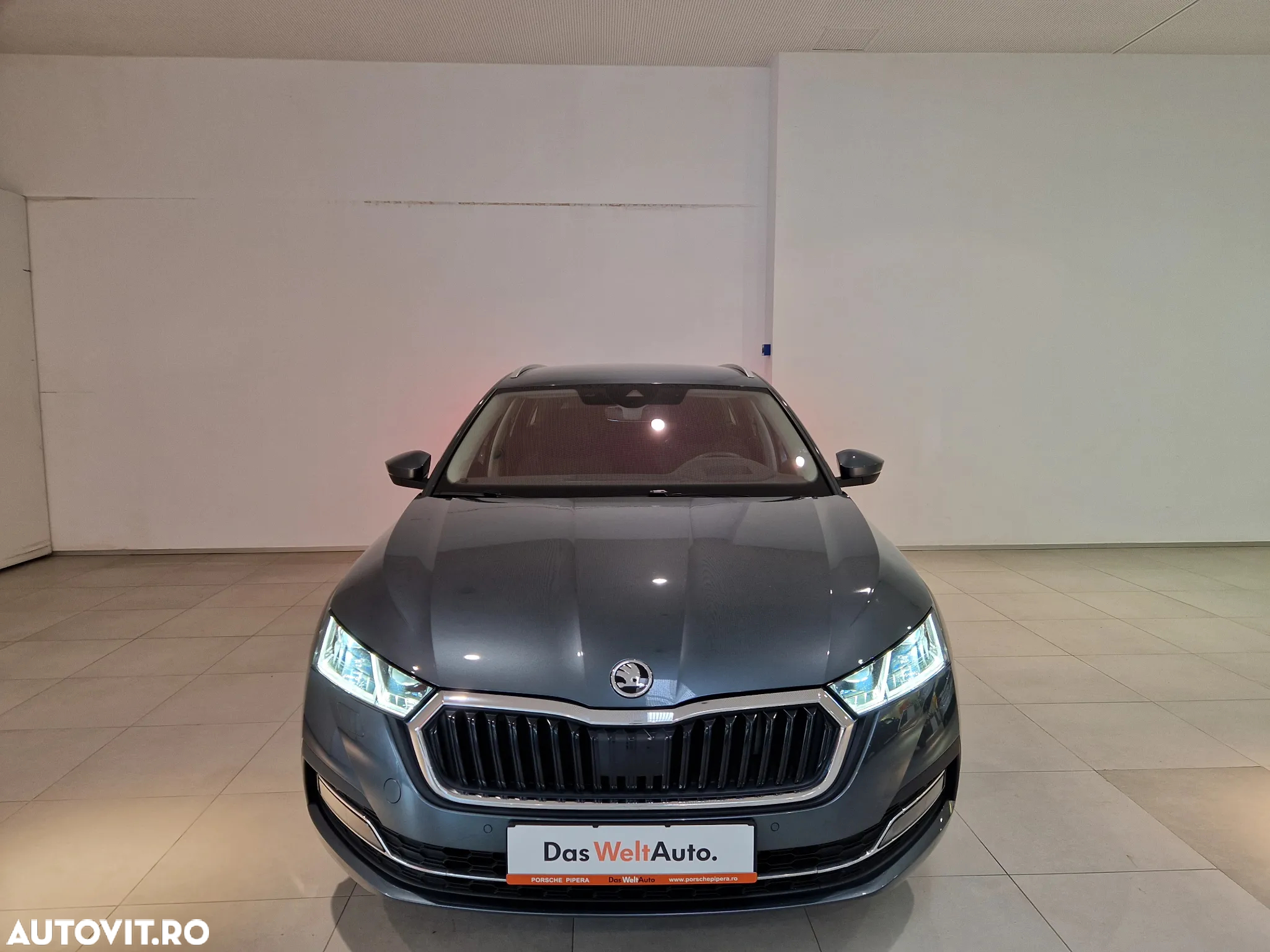 Skoda Octavia Combi 1.4 TSI iV DSG Style - 4