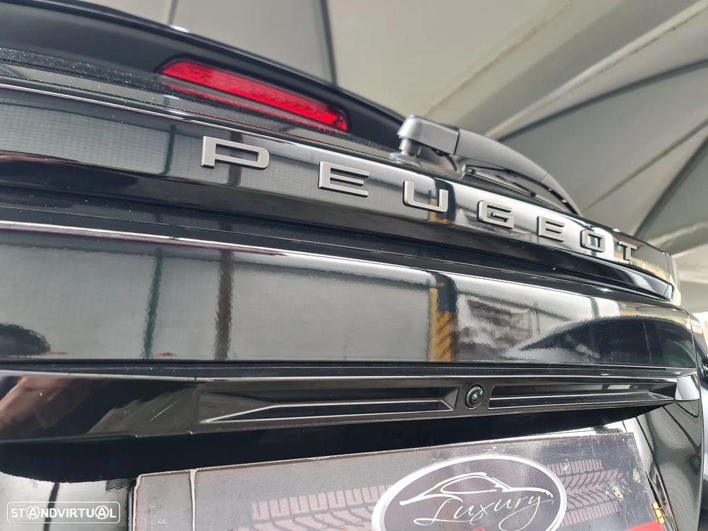 Peugeot 2008 1.2 PureTech Allure Pack - 9