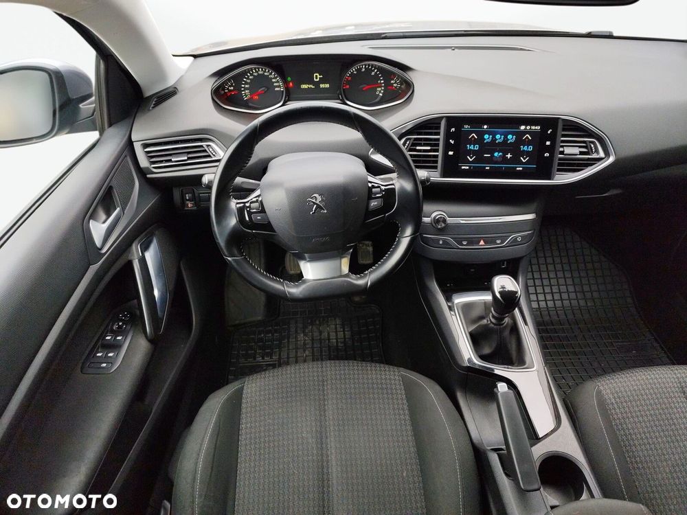 Peugeot 308 - 14