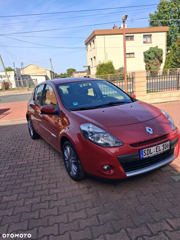 Renault Clio - 9