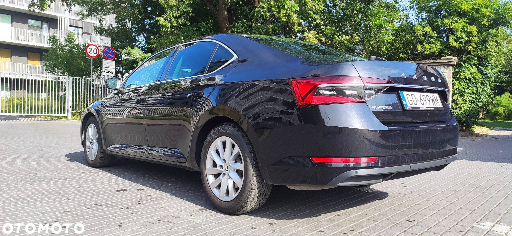 Skoda Superb 2.0 TDI SCR Ambition DSG - 6