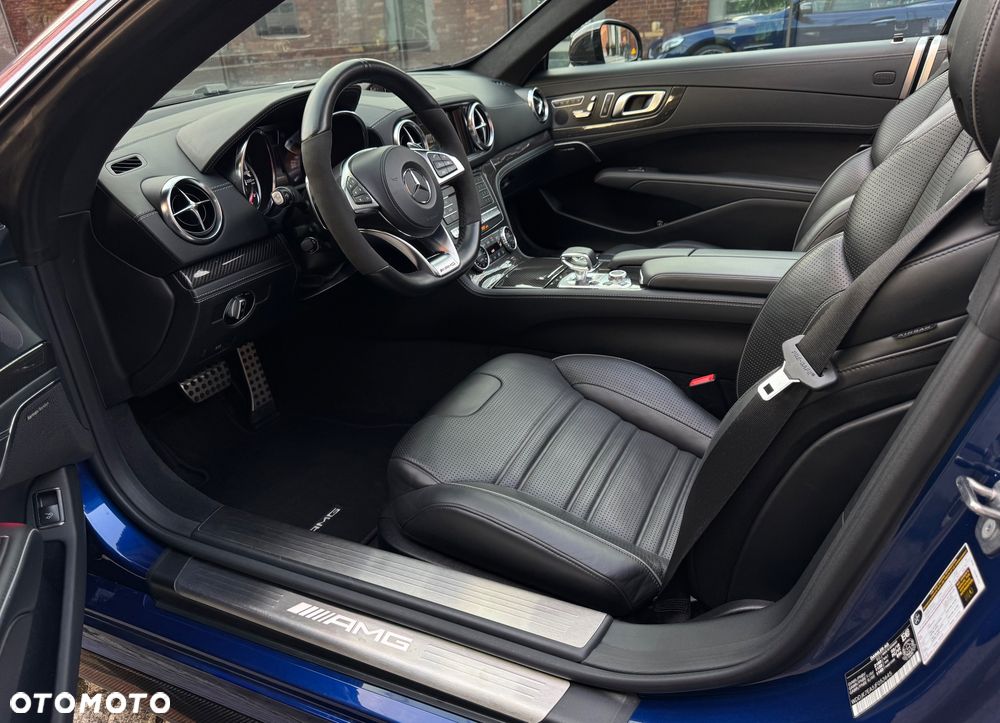 Mercedes-Benz SL 63 AMG - 27