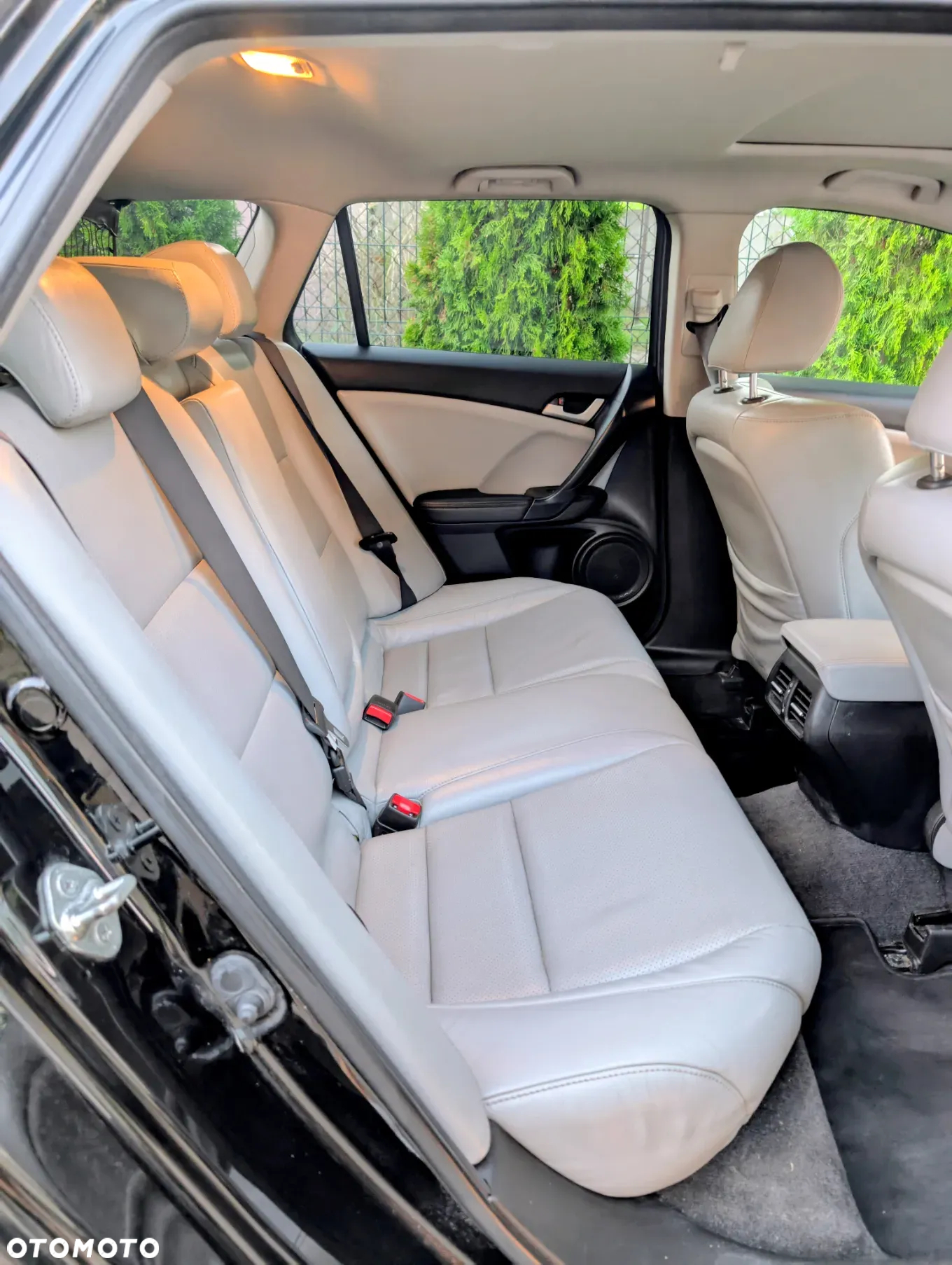 Honda Accord - 10