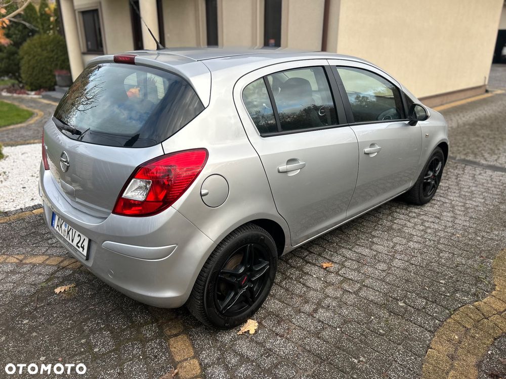 Opel Corsa 1.2 16V Color Edition - 5