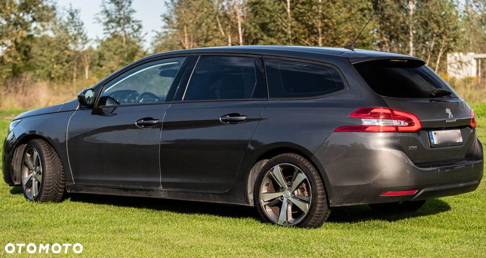 Peugeot 308 - 4