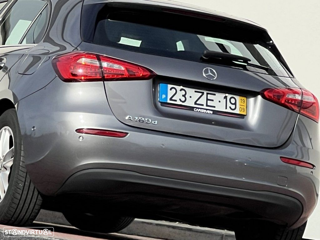 Mercedes-Benz A 180 d Style Plus Aut. - 39