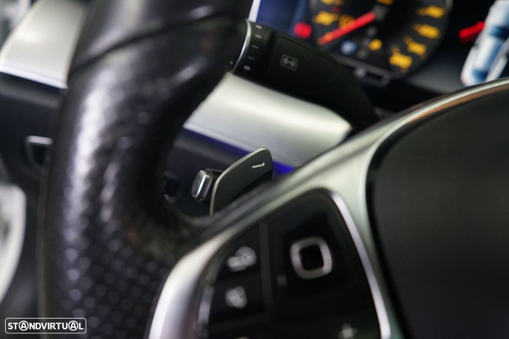 Mercedes-Benz E 220 d AMG Line - 26