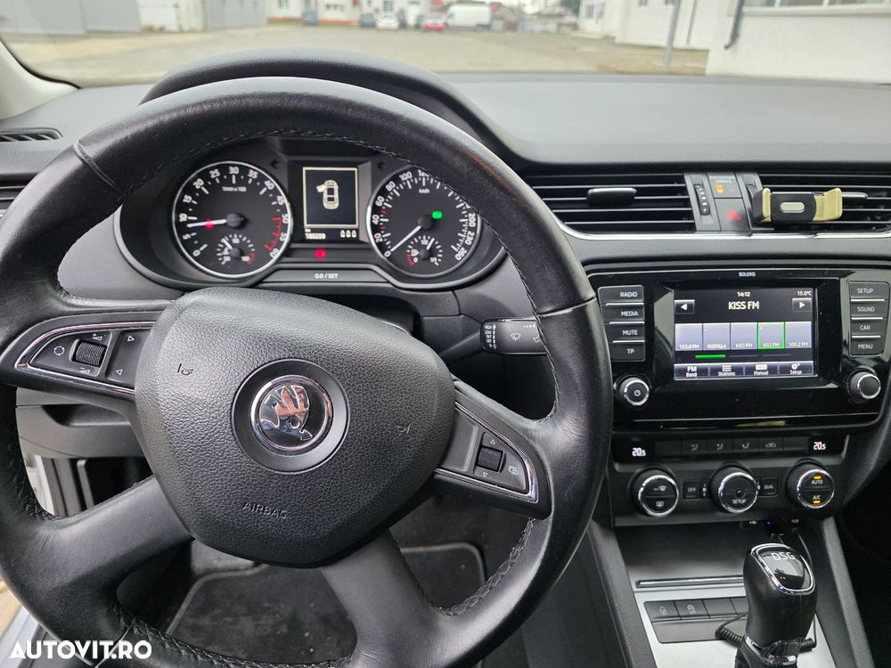 Skoda Octavia 1.6 TDI AMBITION DSG - 8