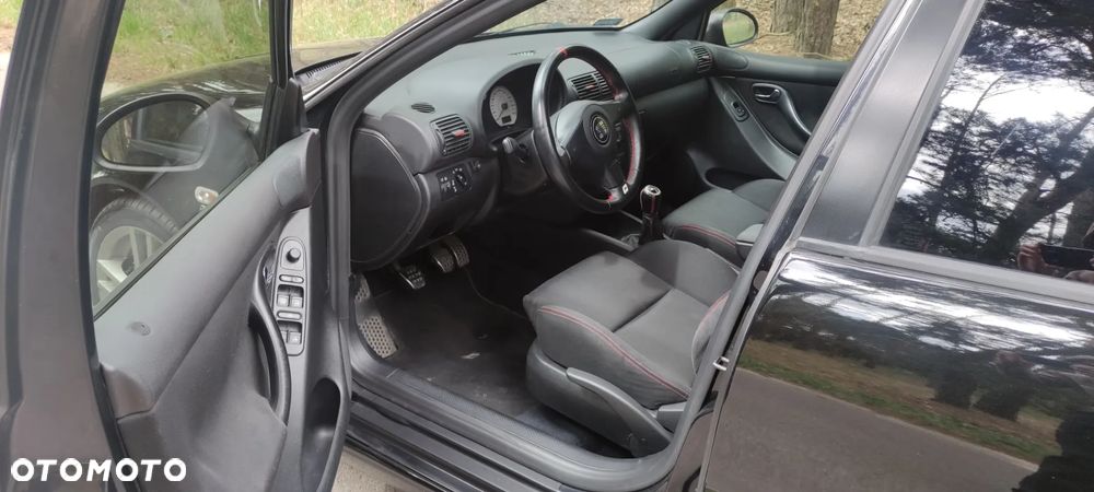 Seat Leon 1.8 20V Turbo Cupra R - 12