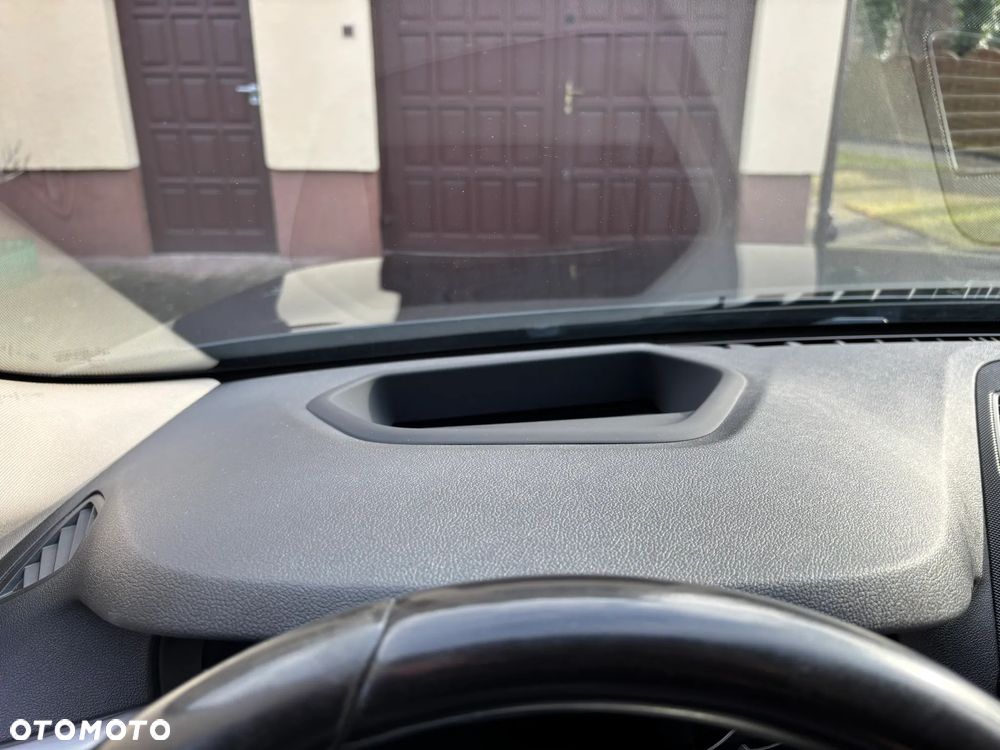 BMW Seria 5 520d M Sport - 39