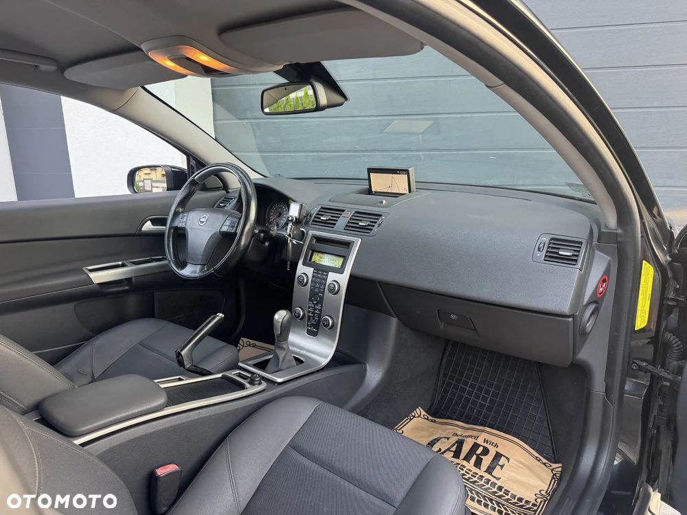 Volvo C30 2.0D Summum - 10
