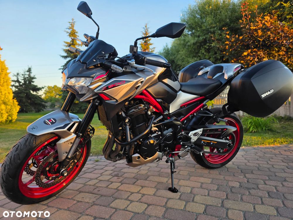 Kawasaki Z 900 - 17