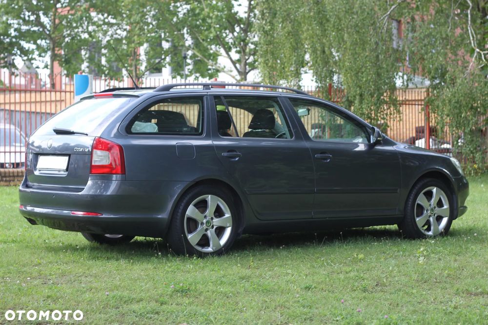 Skoda Octavia - 10