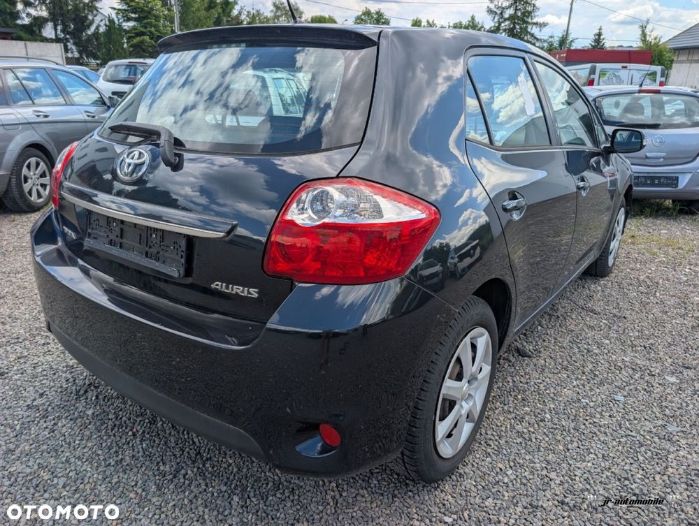 Toyota Auris - 7