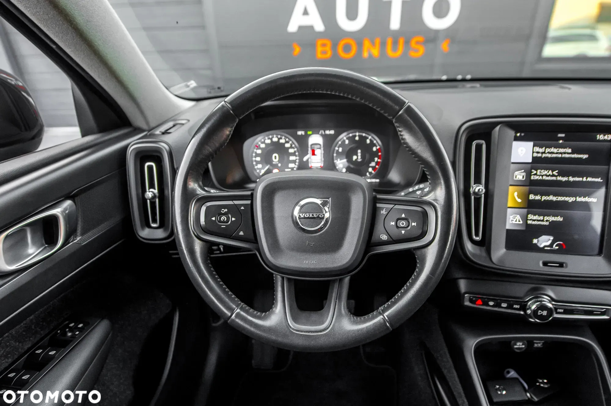 Volvo XC 40 - 21