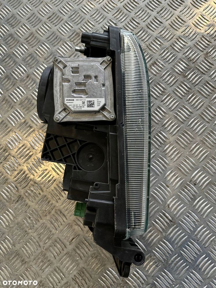 REFLEKTOR PRAWY LED IVECO STRAILS WI-WAY ORYGINAŁ IVECO OE 5801745446 - 6