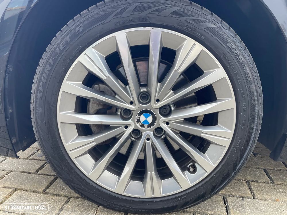 BMW 116 d Line Luxury Auto - 6