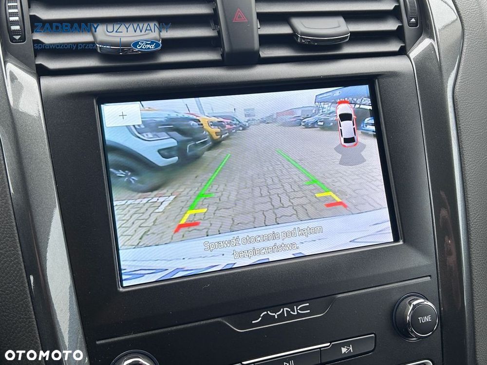 Ford Mondeo 2.0 Hybrid Trend - 24