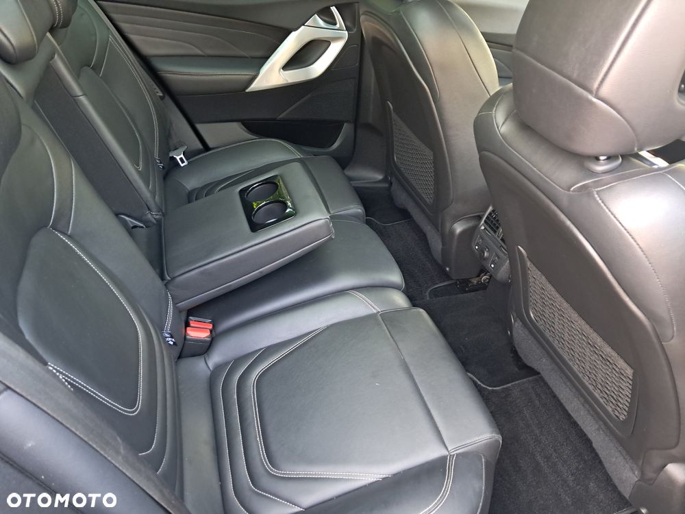 Citroën DS5 2.0 HDi Hybrid4 SoChic MCP - 8