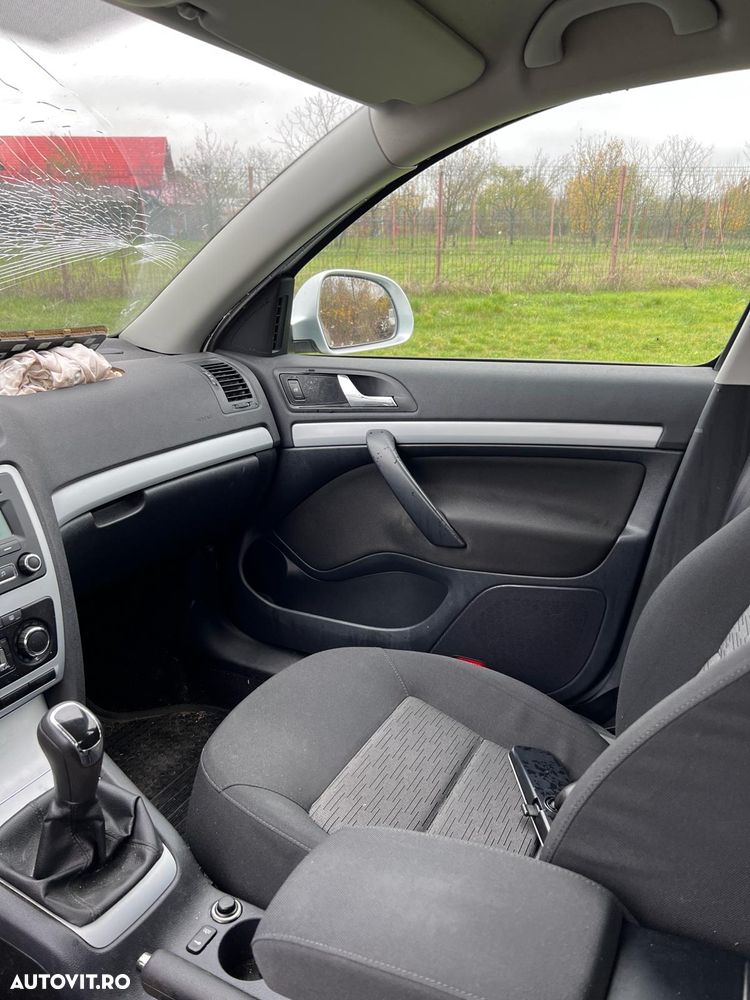 Skoda Octavia 1.6 MPI - 17