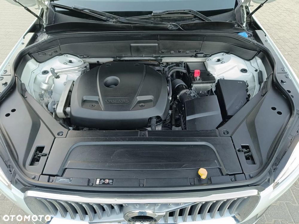 Volvo XC 90 T5 AWD Momentum 7os - 13