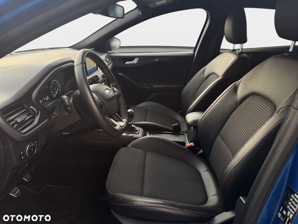 Ford Focus - 26