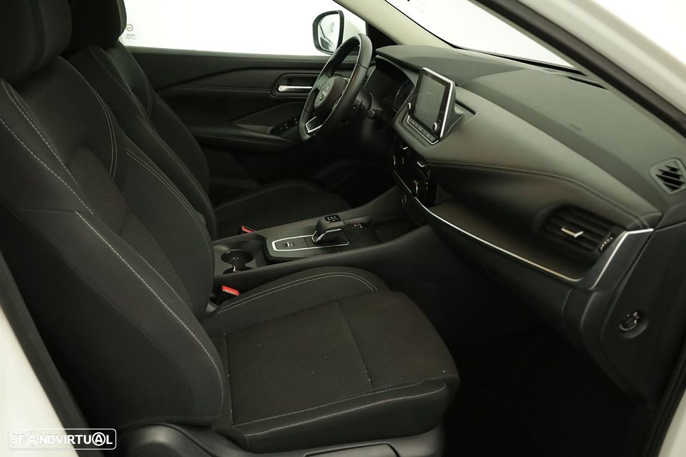 Nissan Qashqai 1.3 DIG-T Acenta Xtronic - 18