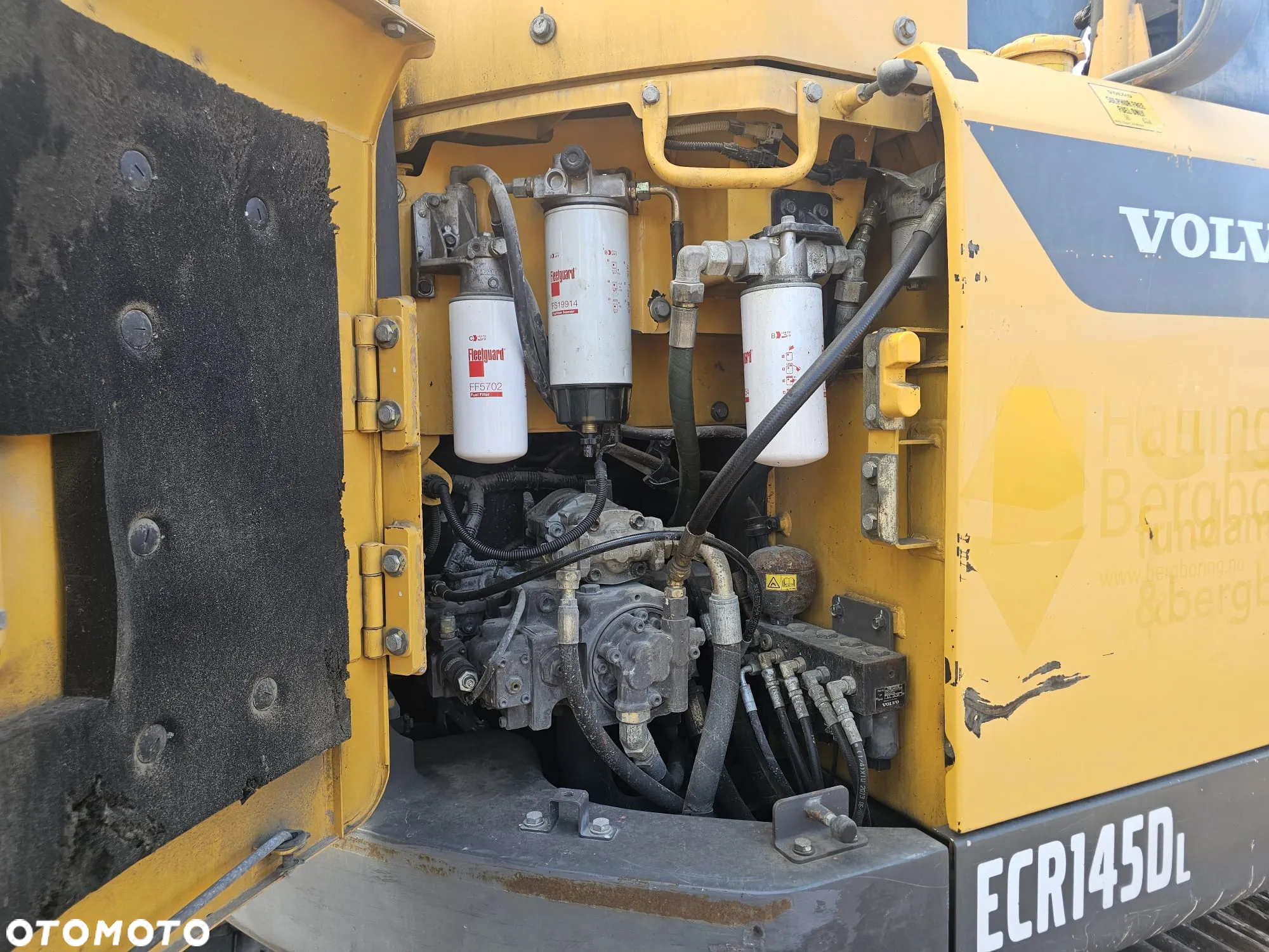 Volvo ECR145DL EC145 EC 145 DL - 24