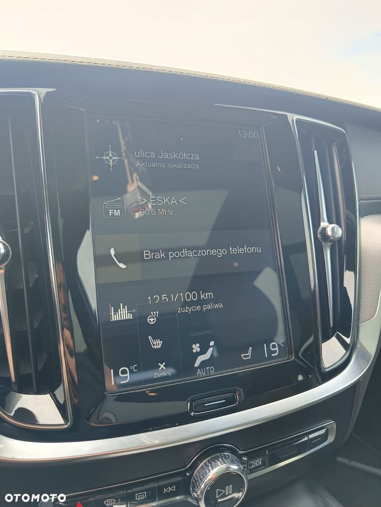 Volvo V60 T5 Geartronic R-Design - 24