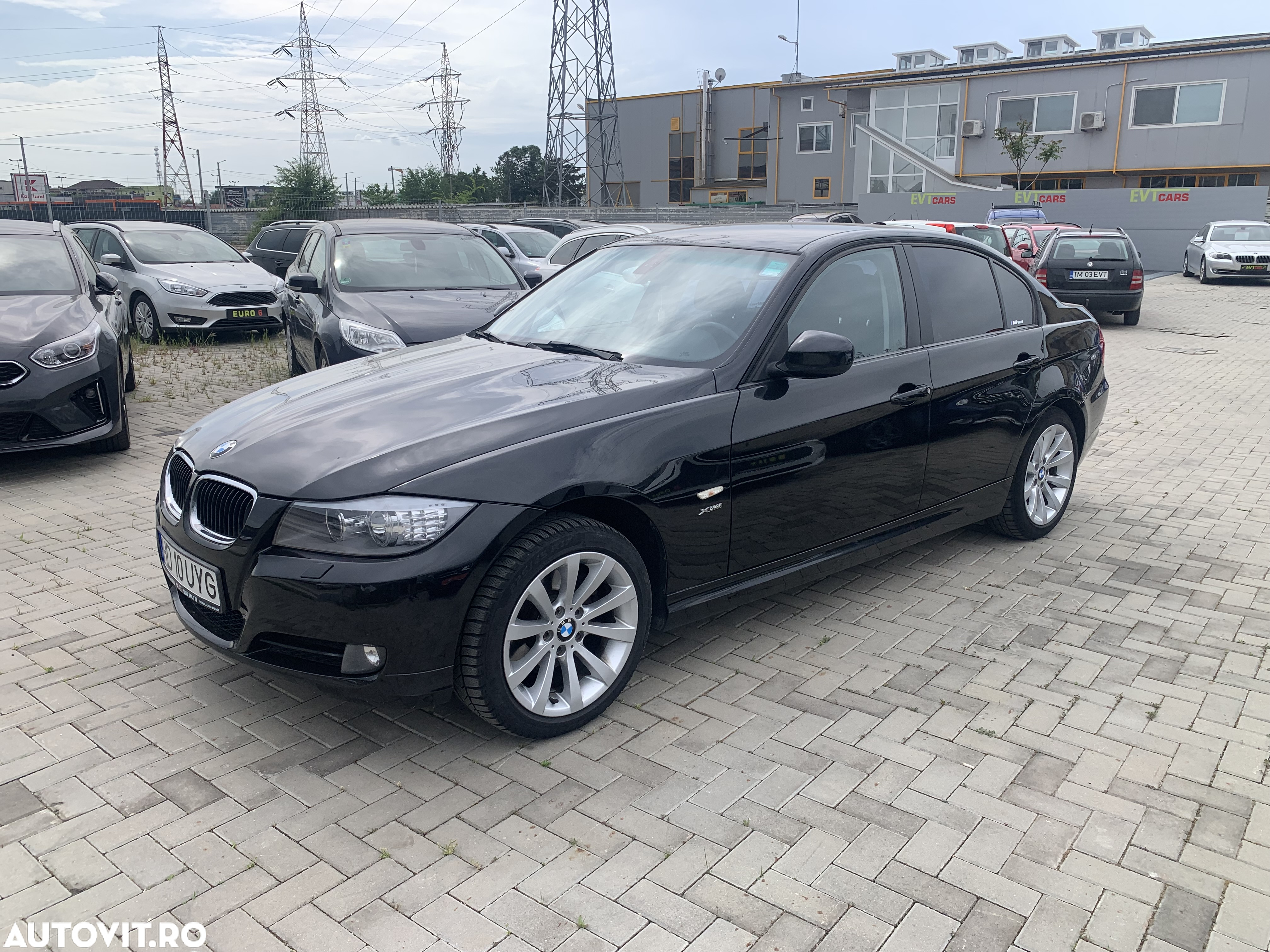 BMW Seria 3 320d xDrive - 17