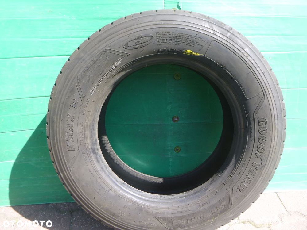 Opona ciężarowa 245/70/19.5 Goodyear KMAX D. Opony ciężarowe - 3