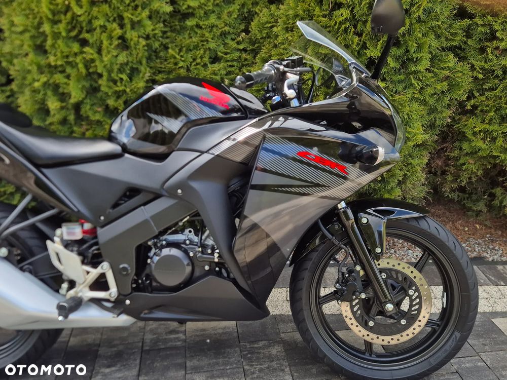 Honda CBR - 4