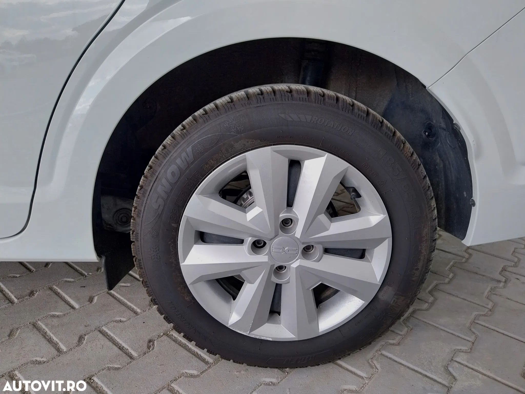 Dacia Logan TCe 90 MT6 Expression - 4