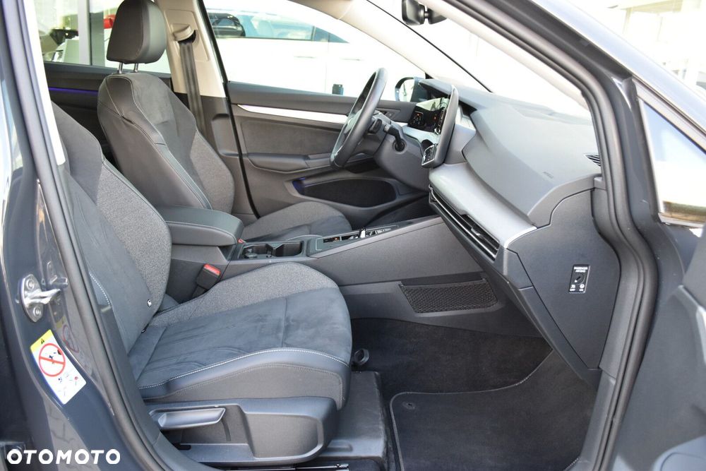 Volkswagen Golf - 36