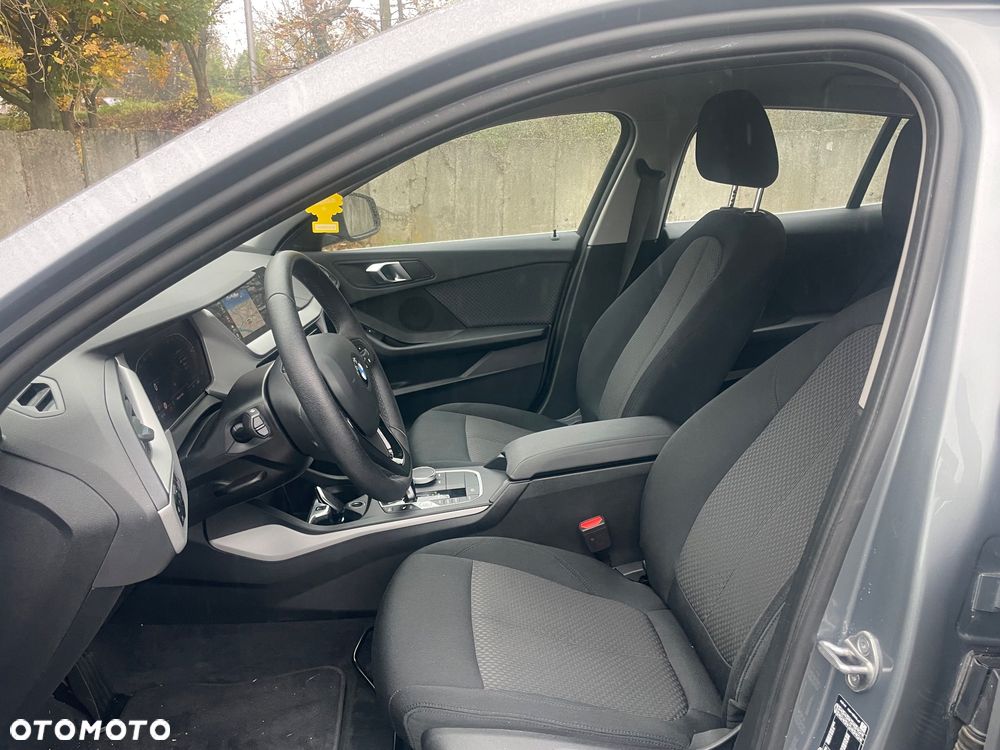 BMW Seria 1 116d Sport Line - 22