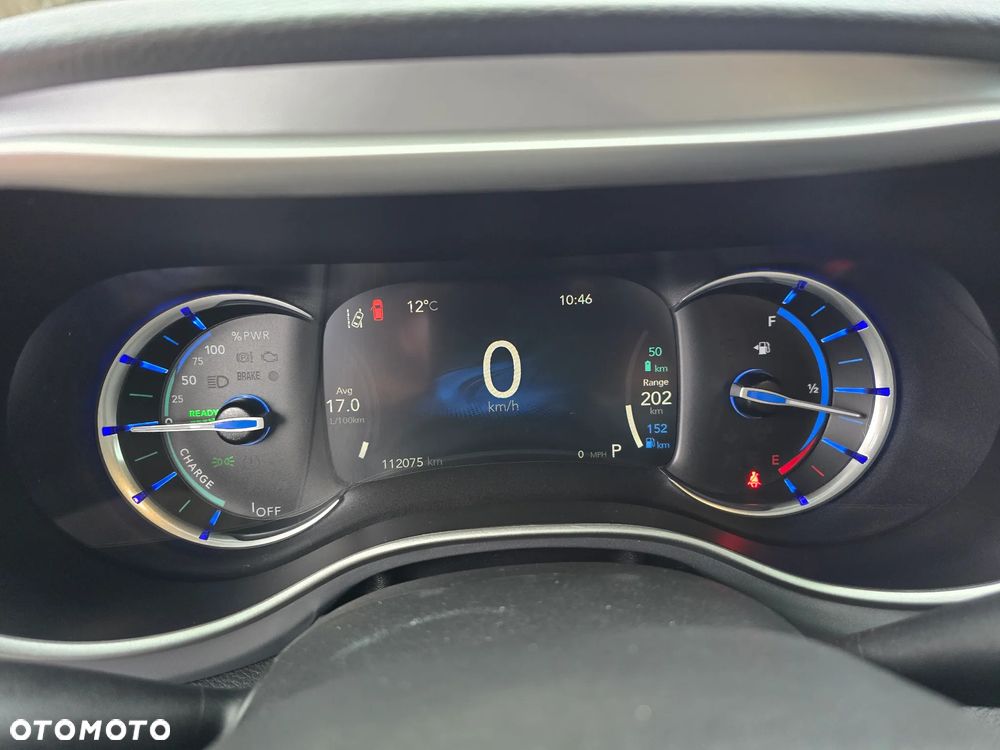 Chrysler Pacifica - 27