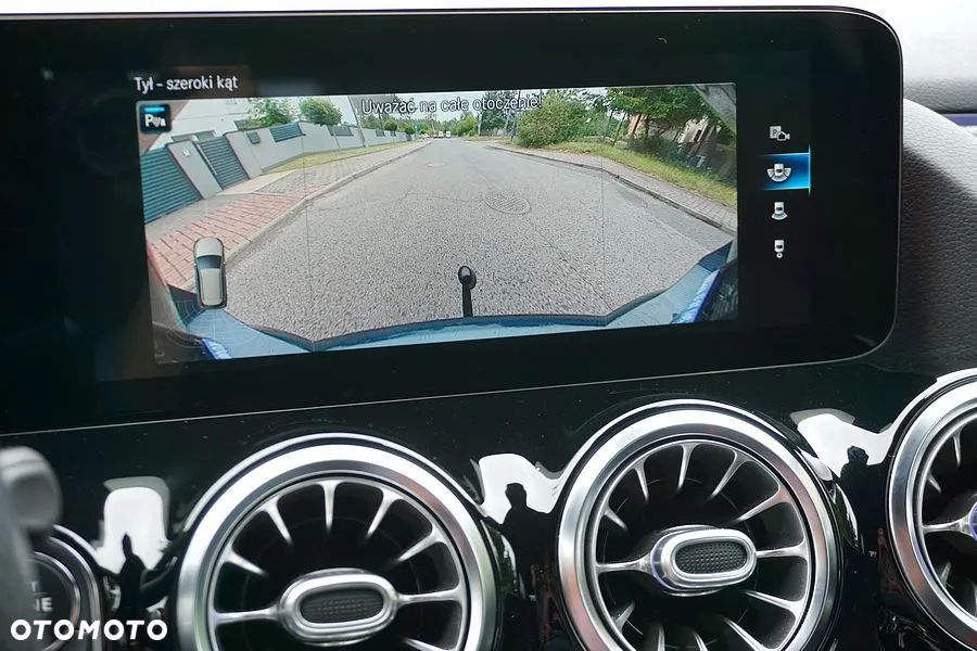 Mercedes-Benz Klasa B 180 7G-DCT AMG Line Advanced Plus - 36