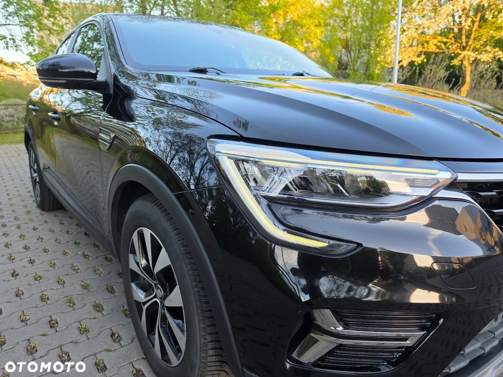 Renault Arkana 1.6 E-TECH Zen MMT - 38