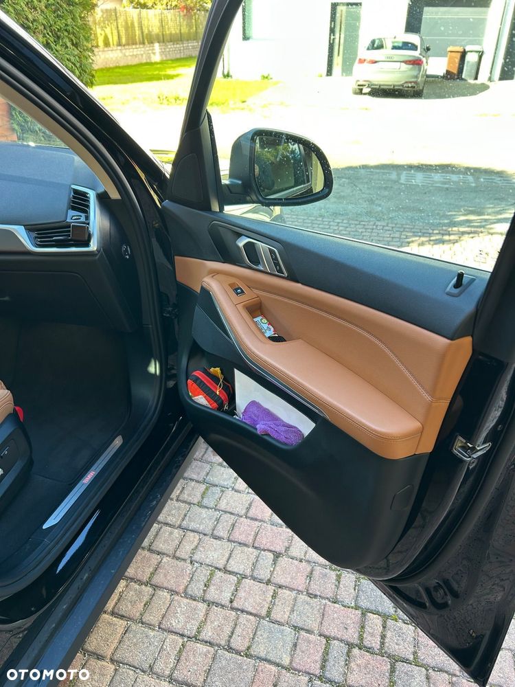 BMW X5 xDrive40i - 9