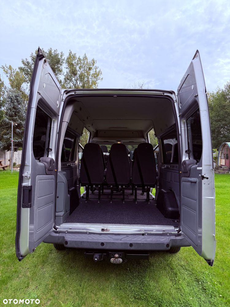 Ford Transit - 12