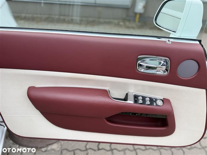 Rolls-Royce Wraith - 14