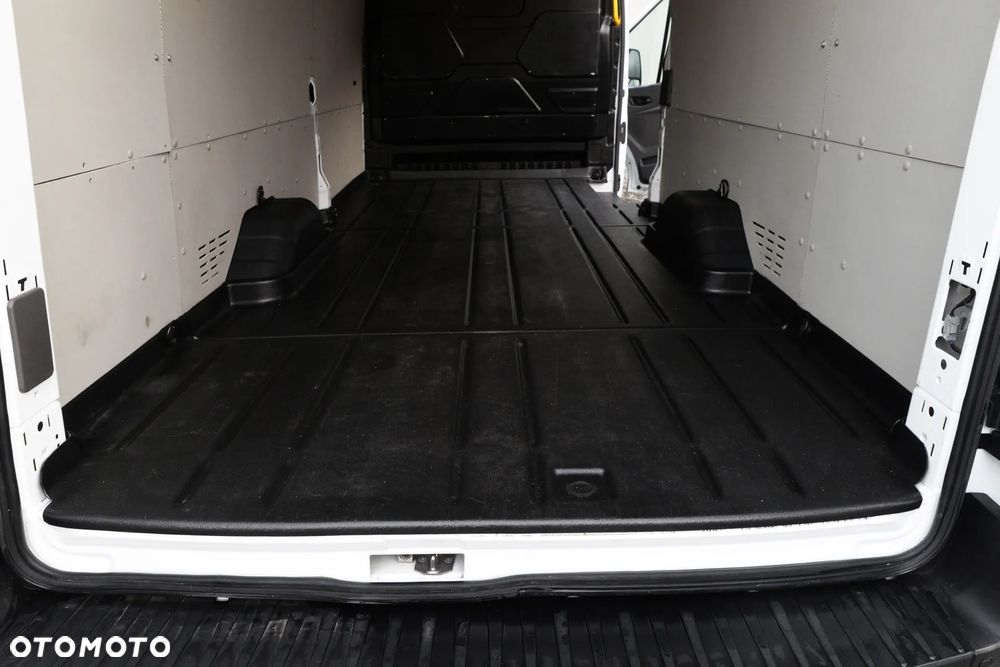 Ford Transit - 26