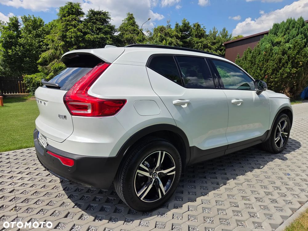 Volvo XC 40 B5 AWD Ultimate Dark - 8